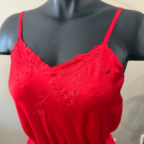 Vintage Romper Red Pure Silk Hand Embroider Size 38 Medium Large Teddy Lingerie - Picture 3 of 12